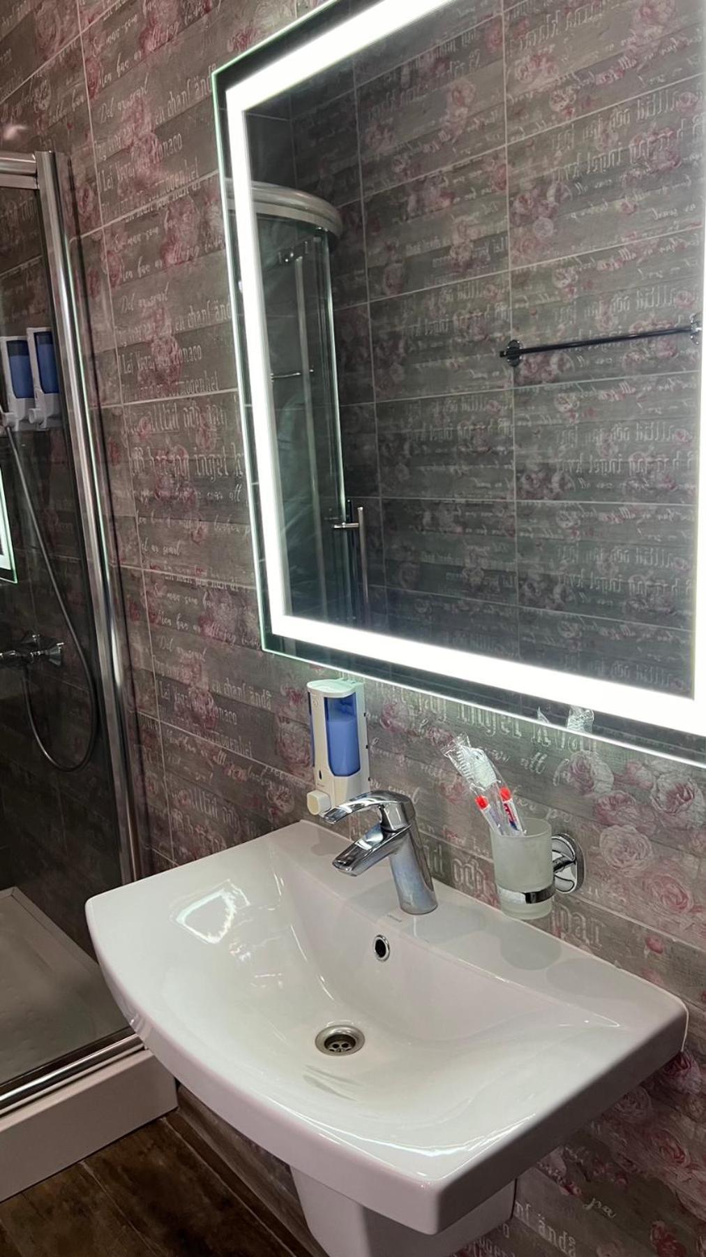 Hotel Dozari Korostyshiv المظهر الخارجي الصورة